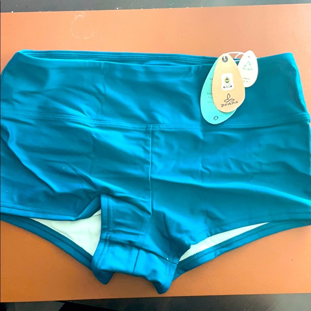 Prana small teal paddle board swim yoga shorts